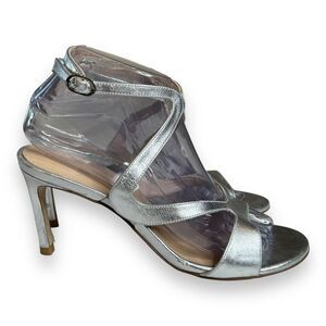 Stuart Weizman‎ Mariposa Silver heeled sandal Size 7